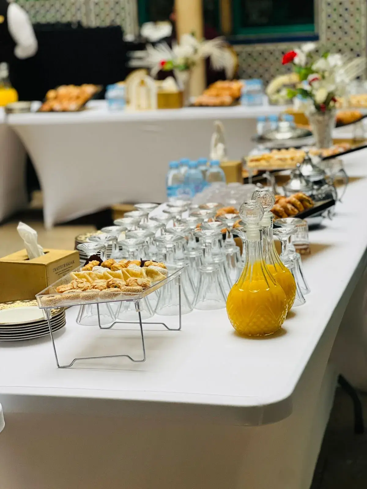Buffet pause café pour entreprise à Casablanca : viennoiseries et jus frais